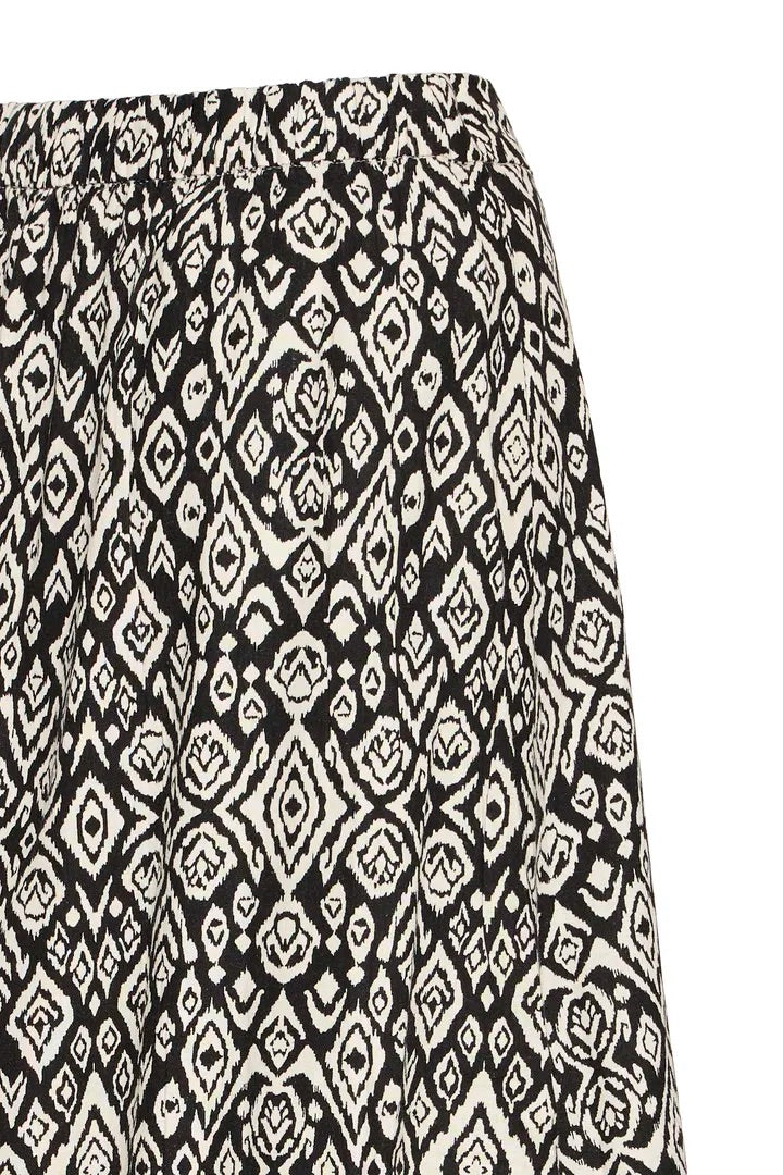 A-Line Midi Skirt | ICHI