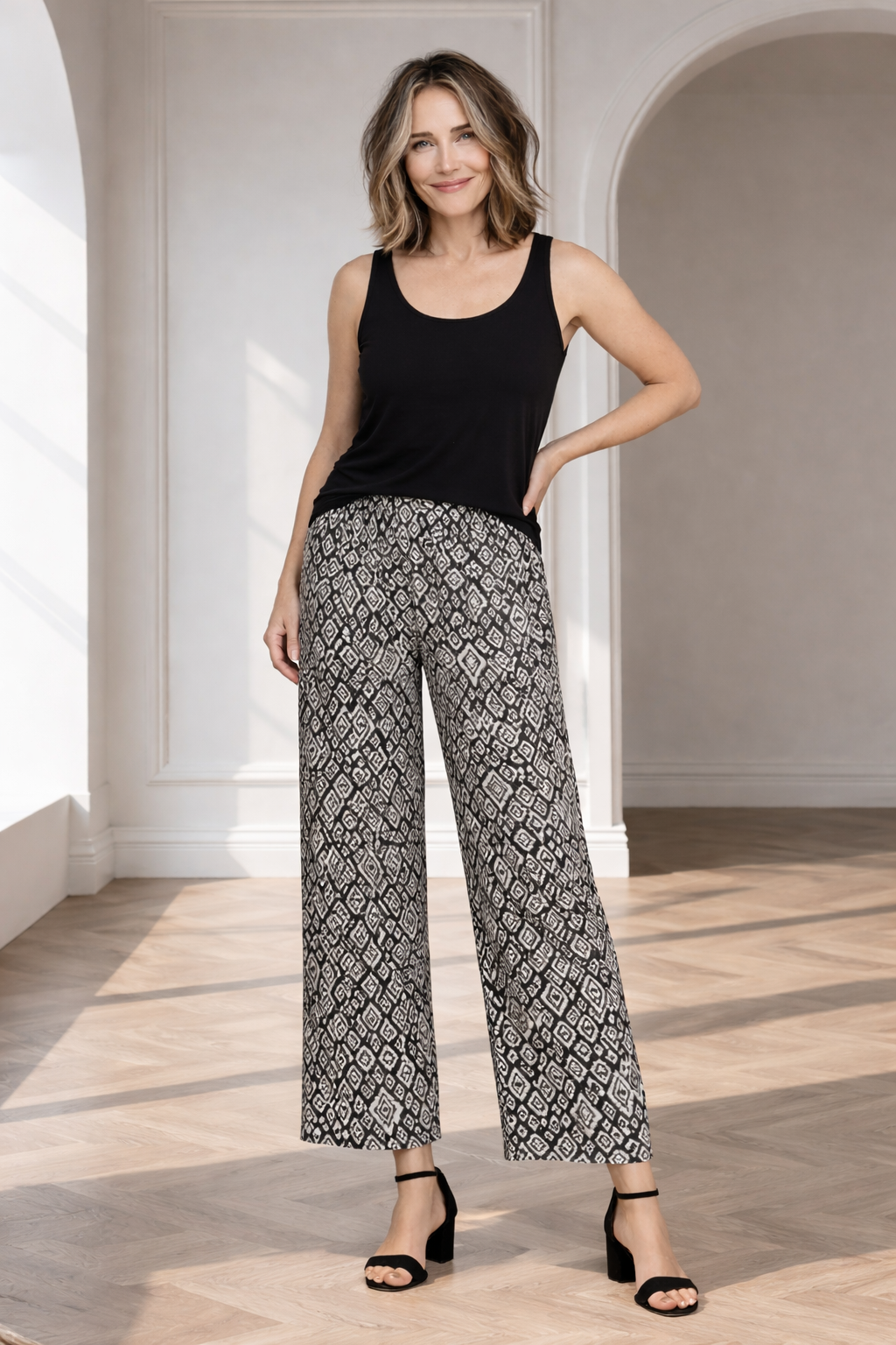 Black Diamond Pull-On Trousers for Women | ICHI