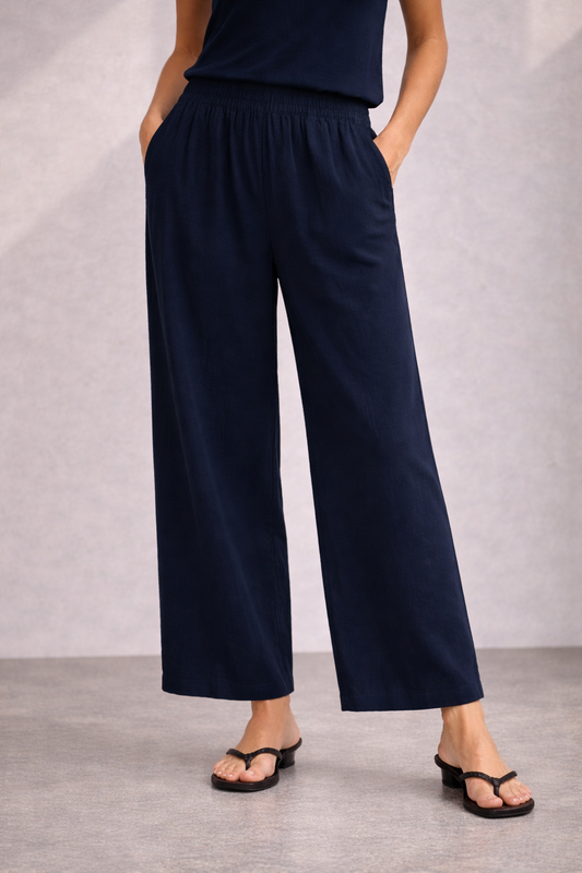 Lightweight Linen Blend Capris Navy | b.young